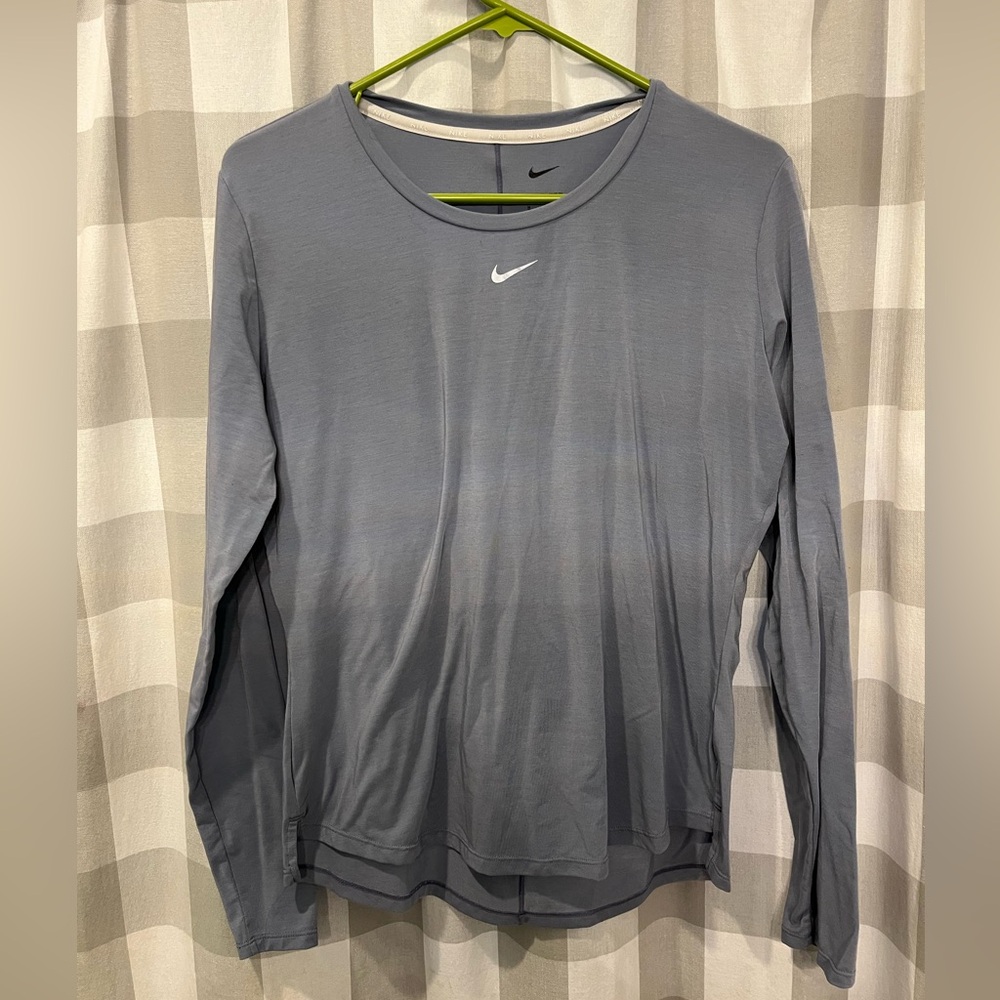 Nike Dri Fit Women's Slate Long Sleeve Tee